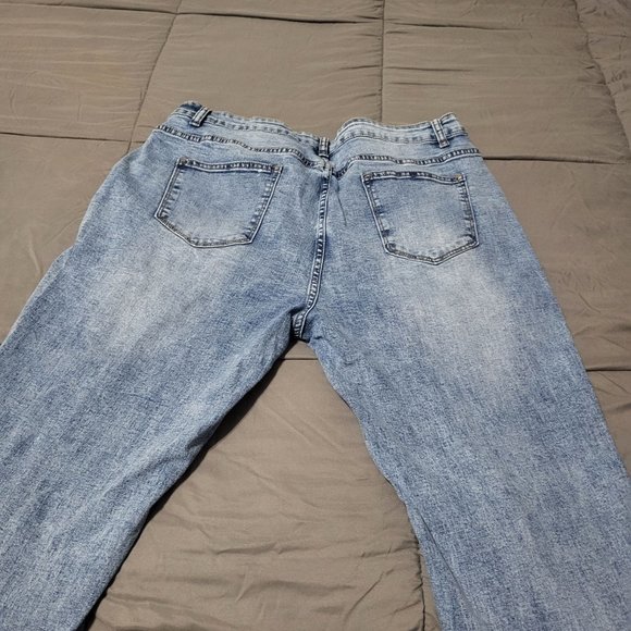 Holiday Snowman & Snowflake Women's Medium Wash Jeans, Size 18 - Picture 9 of 9